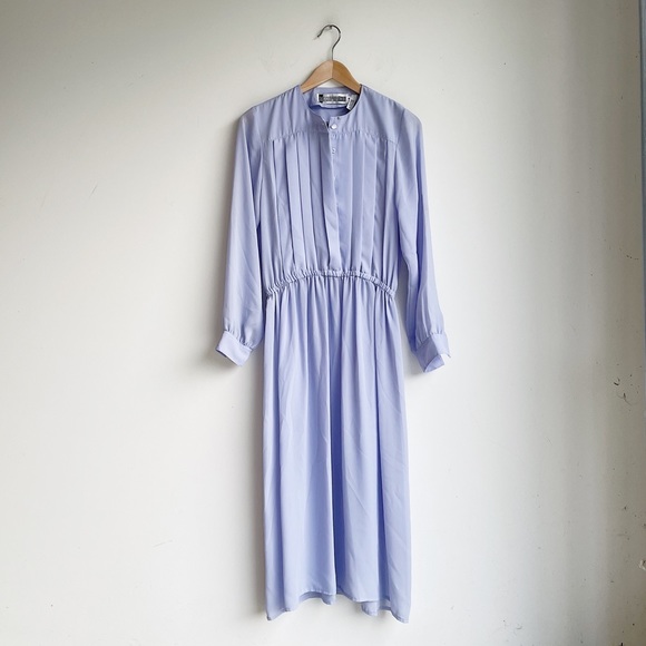 VINTAGE | 80's Lavender Sheer Midi Dress - Picture 5 of 5